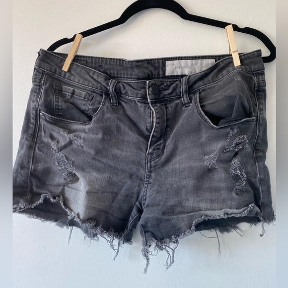 TREASURE & BOND denim shorts - Picture 1 of 2